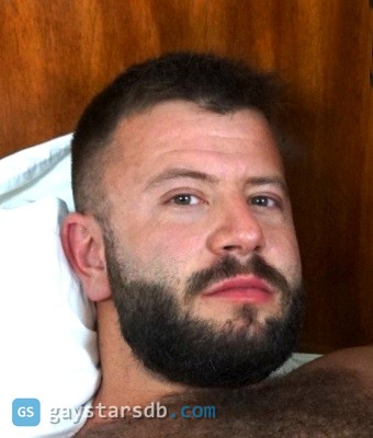 Leo Grin