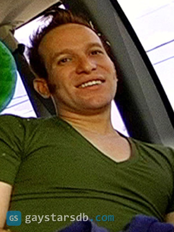 Steven Ponce
