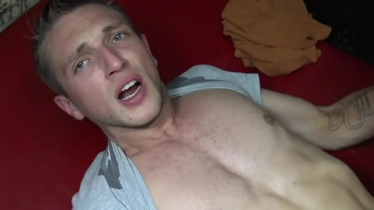 Fucked by Straight in Abckroom