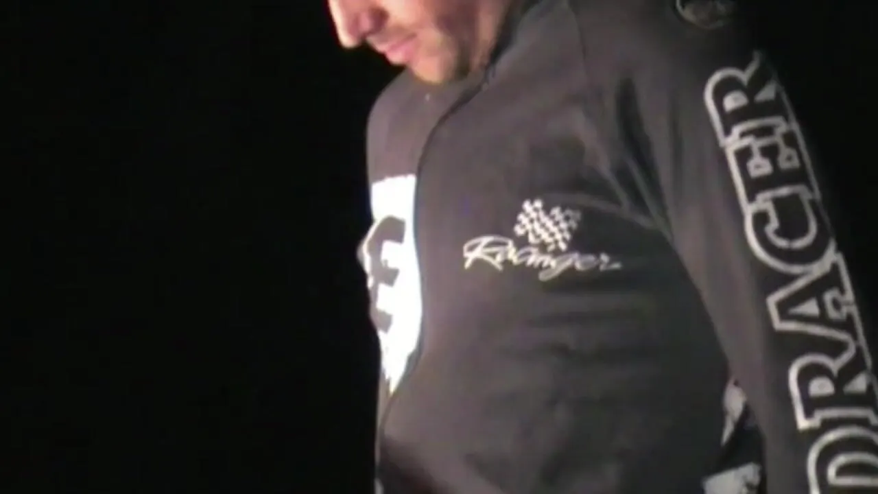 Enzo fucked by Arab XXL cock outdoor in the night