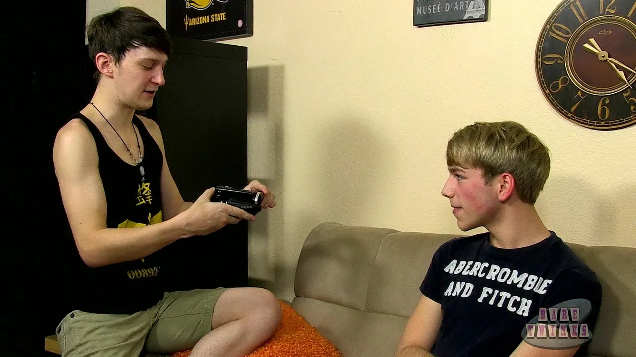 Jr Gets His First Bare Twinks Fuck!