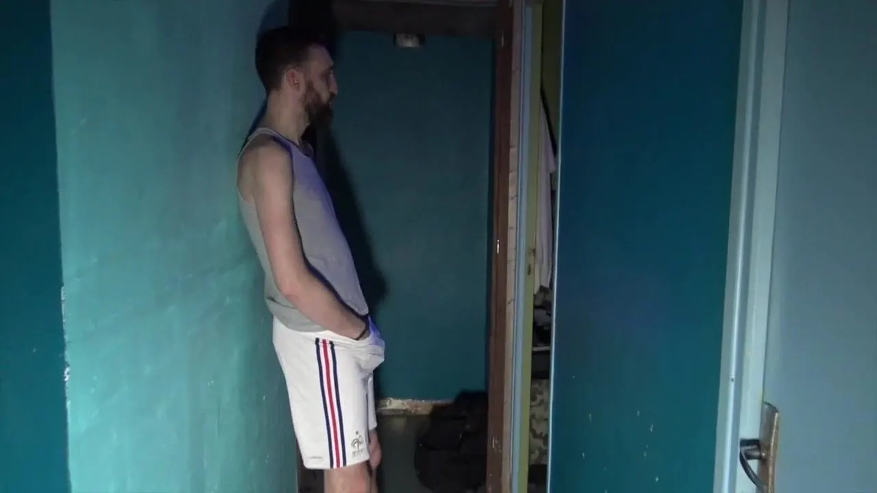 Slut fucked rawx in jockstrpa by XXL cock