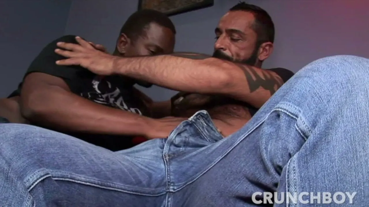 Porn Amator with Twinks About 22 Yo Fucking with Friends
