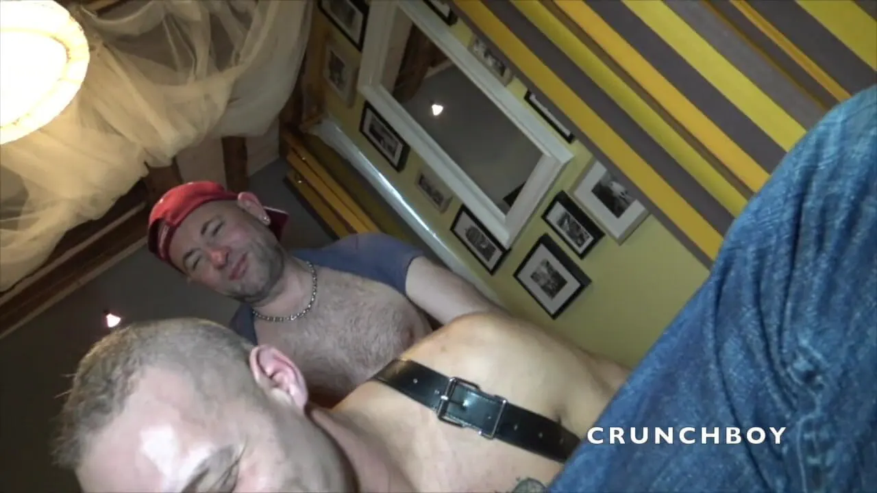 Taylor creampied by the big cock of Kess