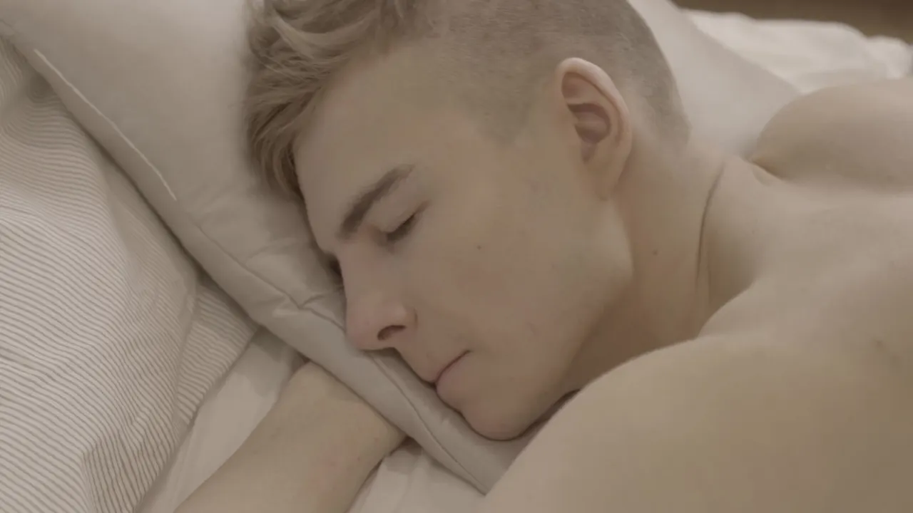 Sexy gay teen drills his bf's asshole