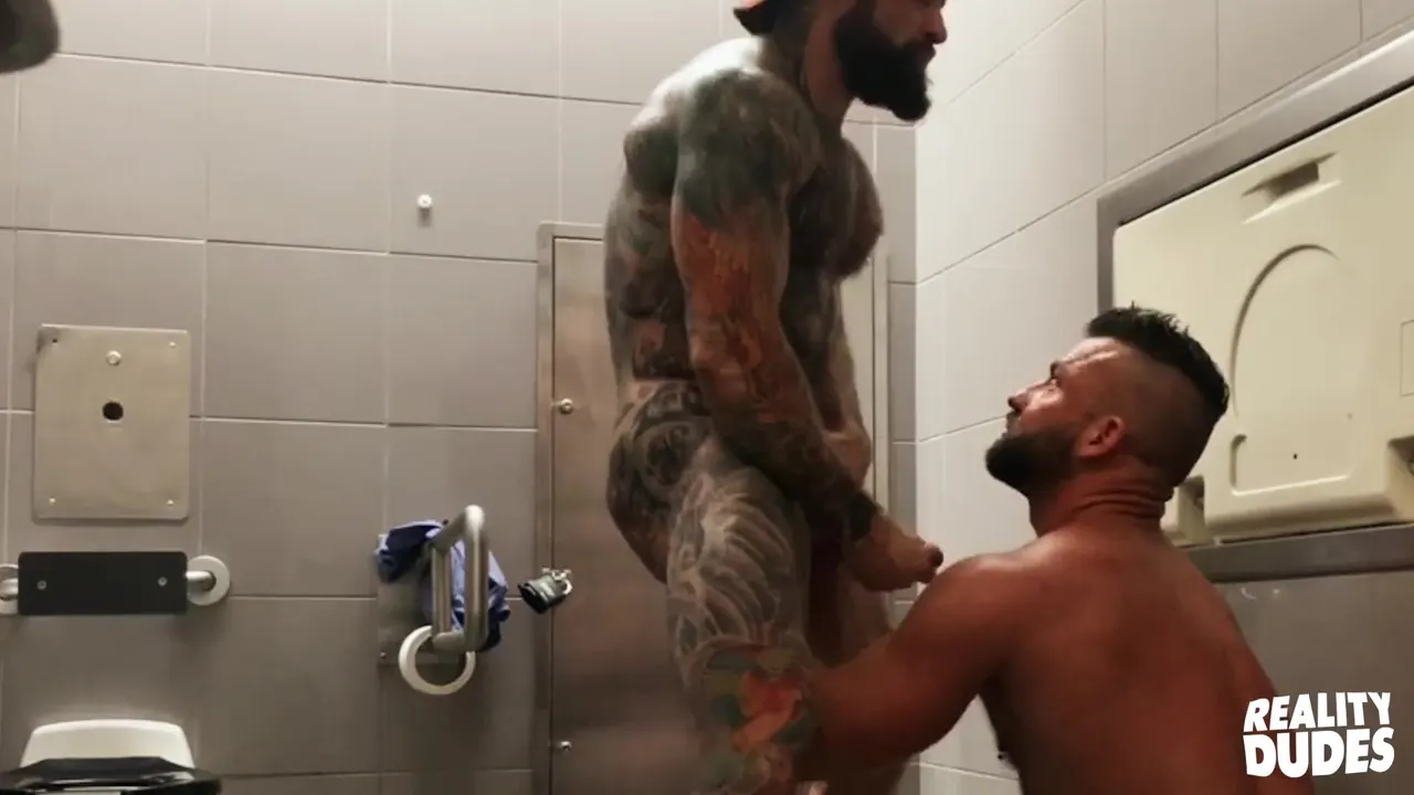 Pup & Tank Have Messy Bareback Sex In Airport Toilet